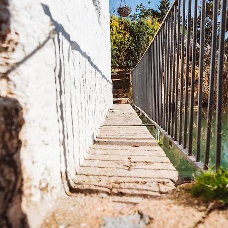 오사 데 몬티엘 La Casita Del Pescador 게스트하우스 외부 사진