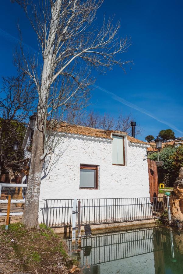 오사 데 몬티엘 La Casita Del Pescador 게스트하우스 외부 사진