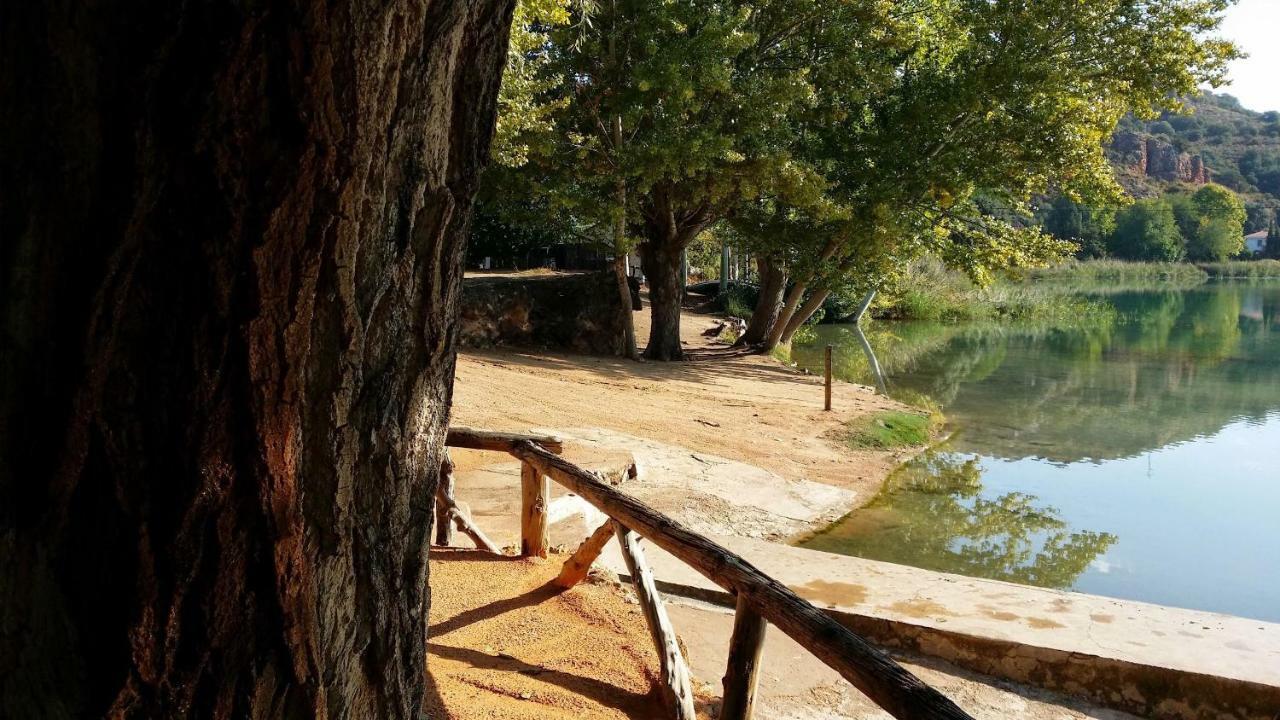 오사 데 몬티엘 La Casita Del Pescador 게스트하우스 외부 사진